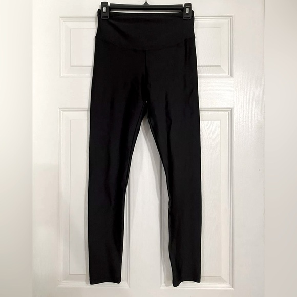 YUMMIE High Rise Coated Shine Womens Stretch Legging SZ M - Picture 1 of 6